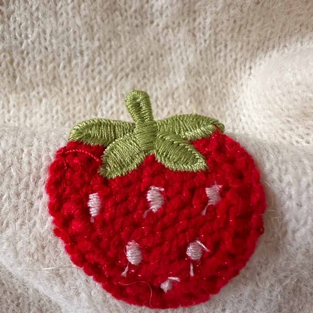 POL Cream Short Sleeve Sweater with Red Strawberry Motif - Picture 4 of 6